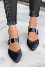 Adjustable Buckle Flats