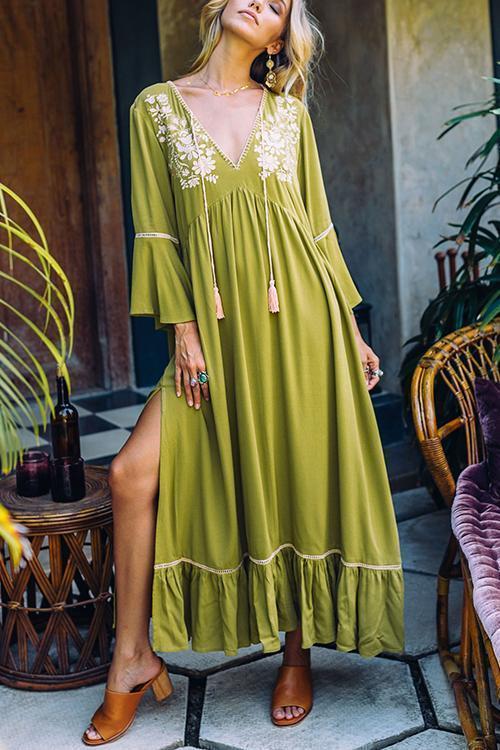 Embroidery Flares Sleeve Maxi Dress