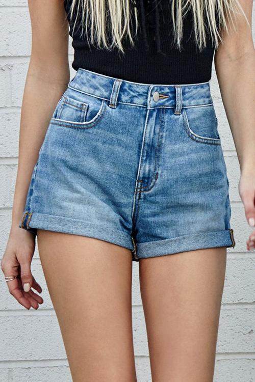 Classic Pocket High Waist Denim Shorts